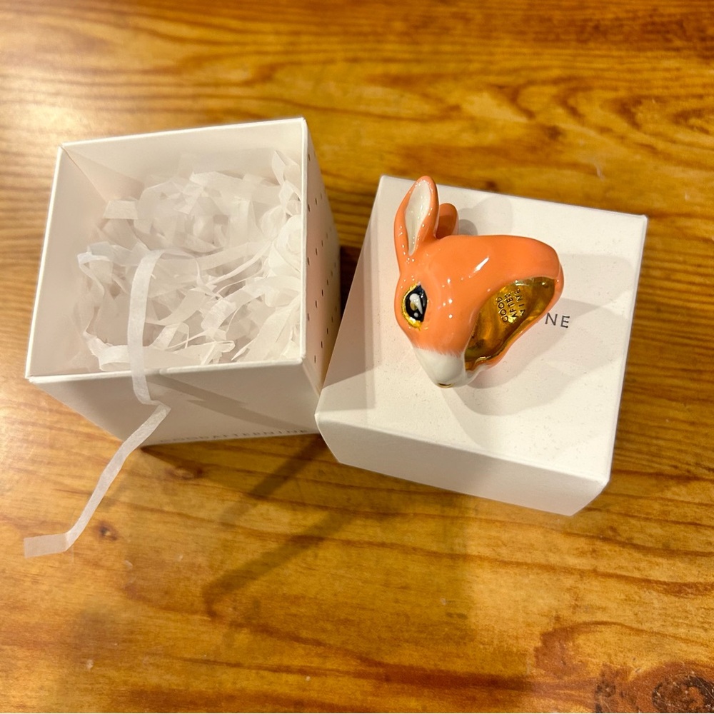 Enamel Rabbit Ring - Picture 2 of 9